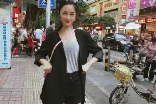 《成人午夜免费视频》免费观看